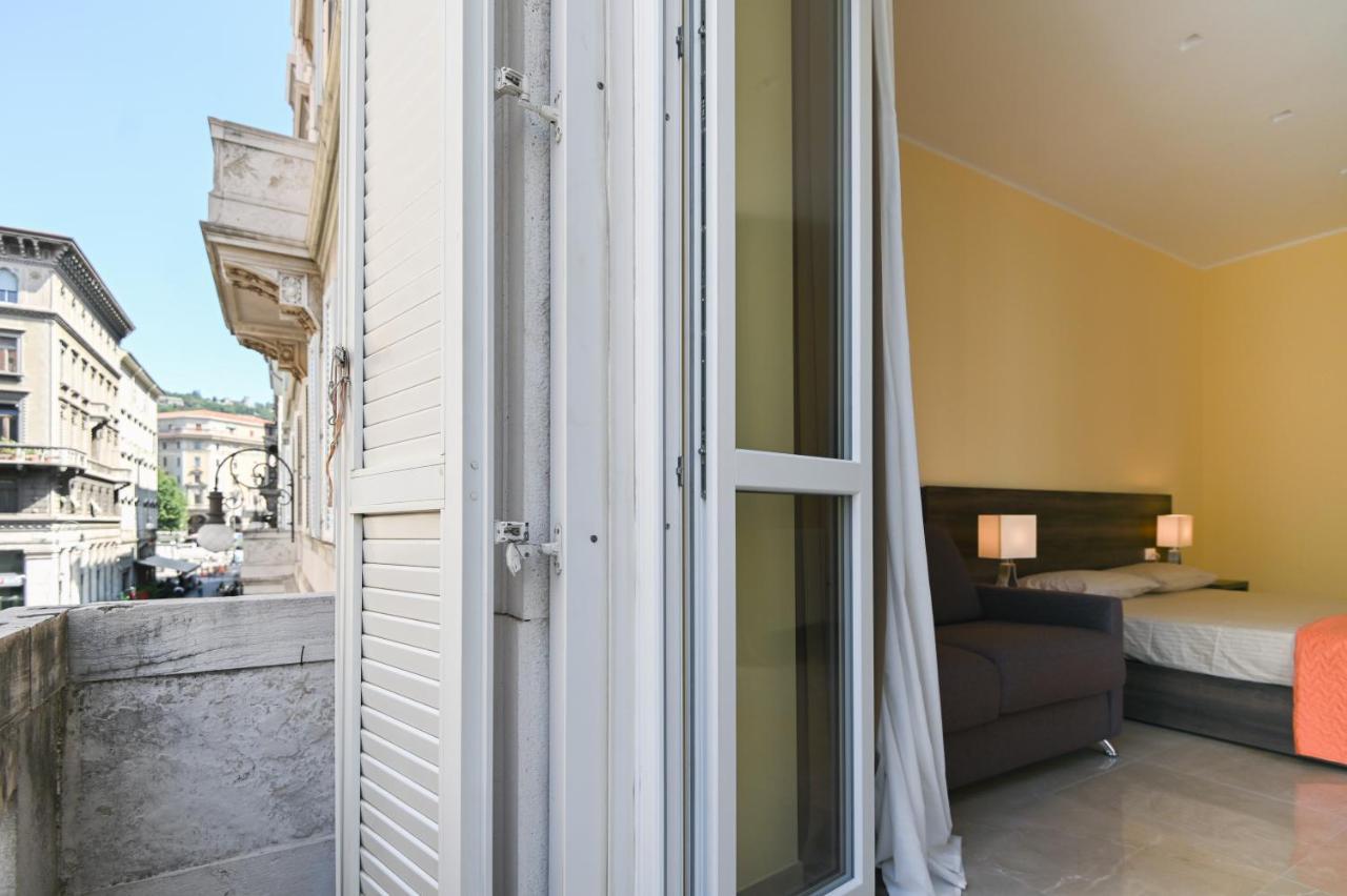 Adria Luxury Residence - Centro Trieste Exterior foto